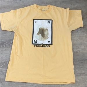 FN: Yellow graphic t-shirt